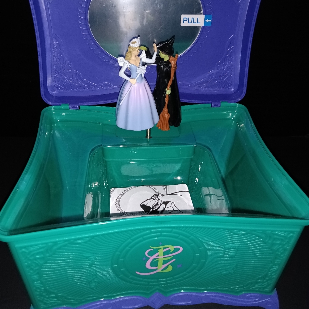 *SOLD OUT* Wicked For Good Movie Musical Popcorn Bucket Regal NEW IN HAND